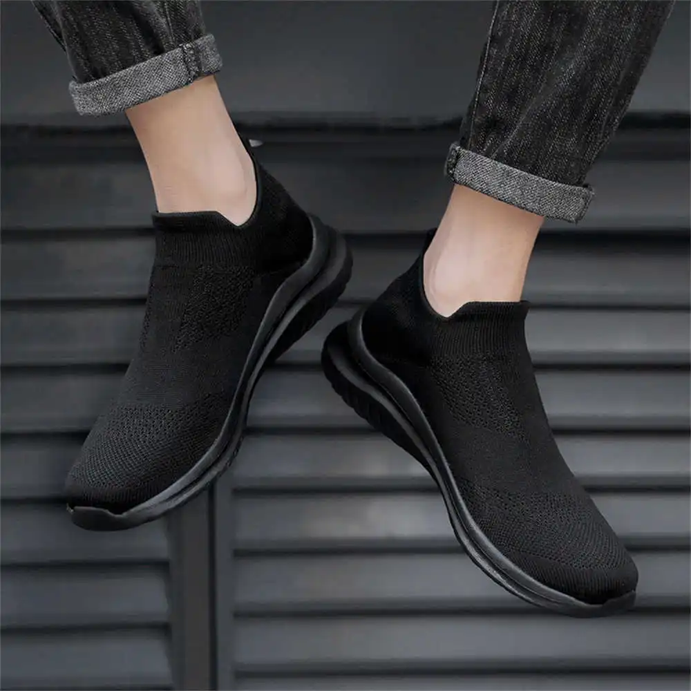 Women Formal Wear Footwear - أحذية تنس جديدة ناعمة باللون البيج