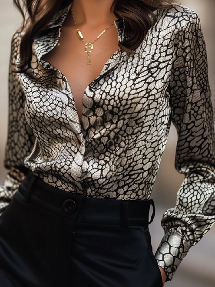 بلوزة نسائية كلاسيكية بنمط جلد - مراجعة Women Formal Wear Stitching وسعره