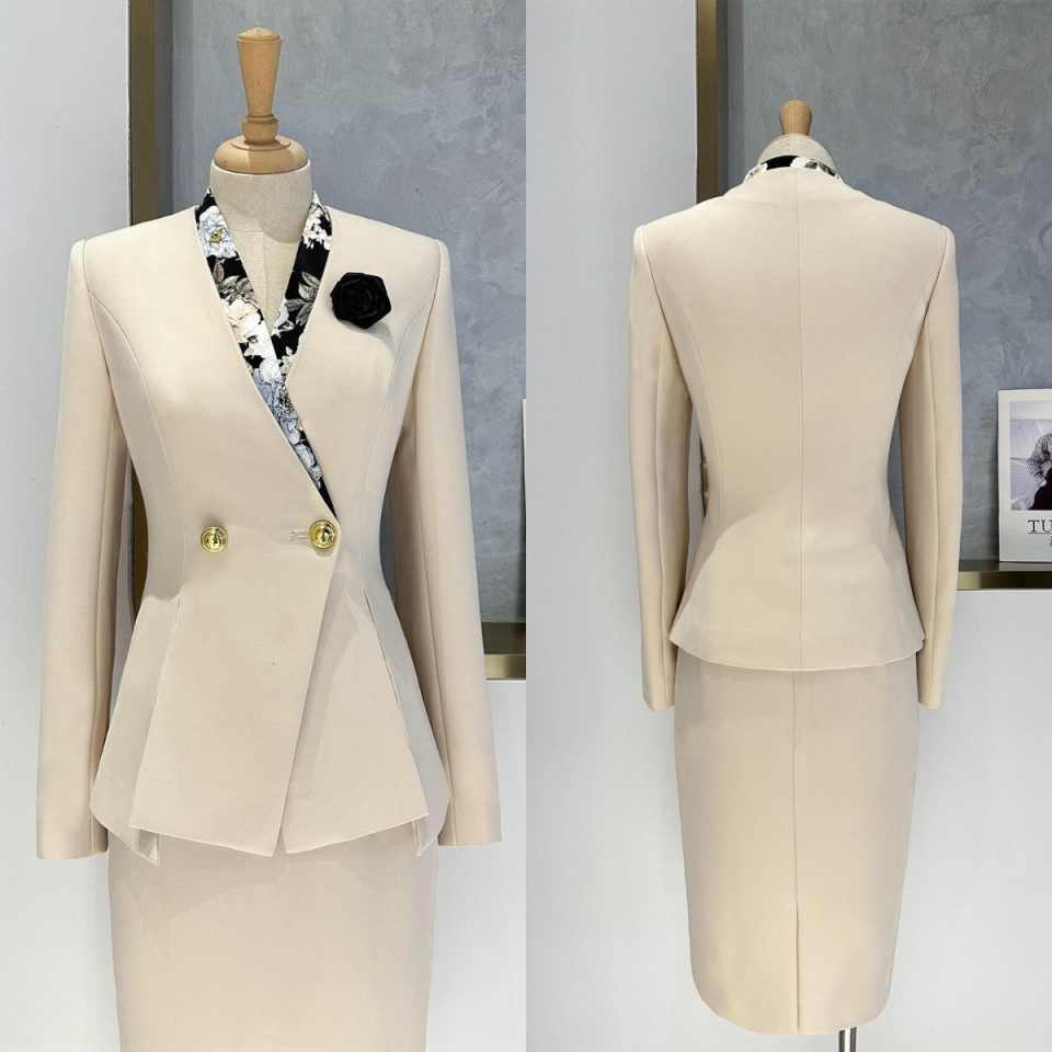 طقم بدلة نسائية أنيقة بتصميم ب - مراجعة Women Formal Wear For Conference وسعره