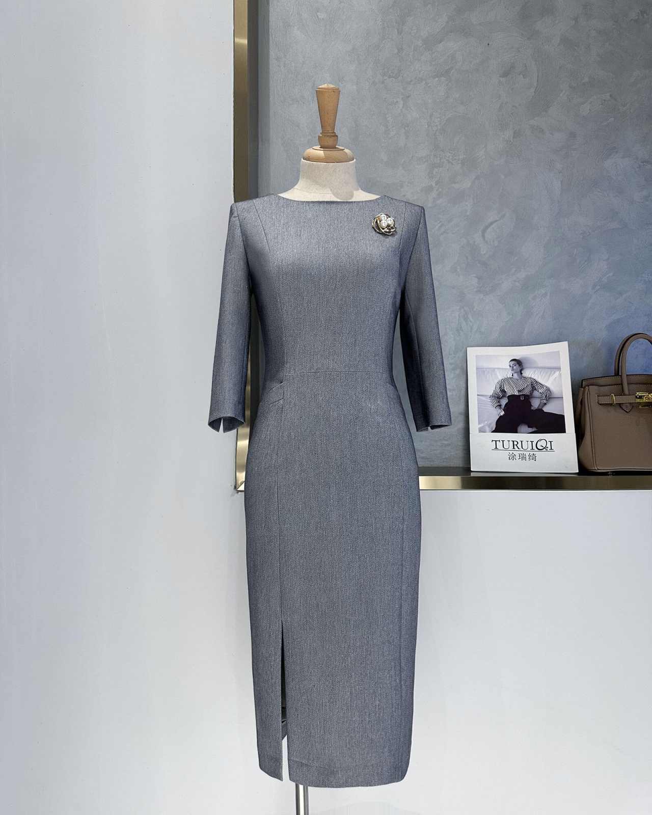 بدلة نسائية أنيقة باللون الرما - مراجعة Women Formal Wear For Conference وسعره